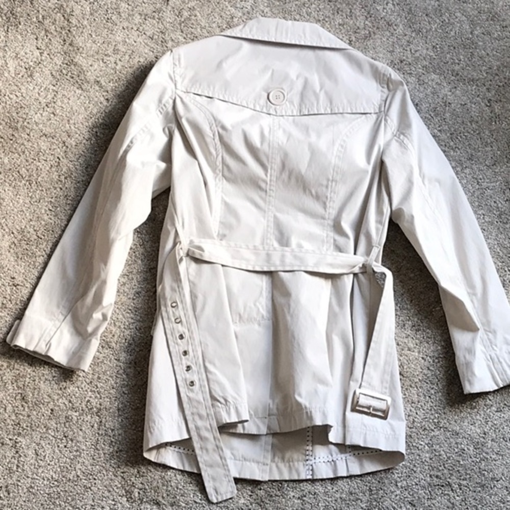 Jacket - Picture 3 of 3